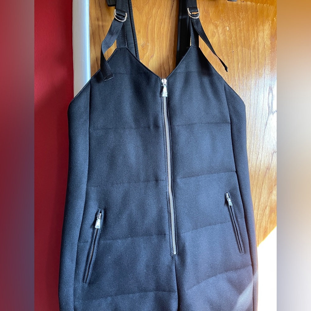 ALO Yoga - Polaris Puffer Overall 2022/2023 NYFW BRAND NEW SOLD OUT